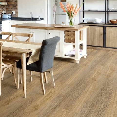 Expona Domestic - Natural Brushed Oak